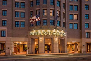 Embassy Suites Olde Towne